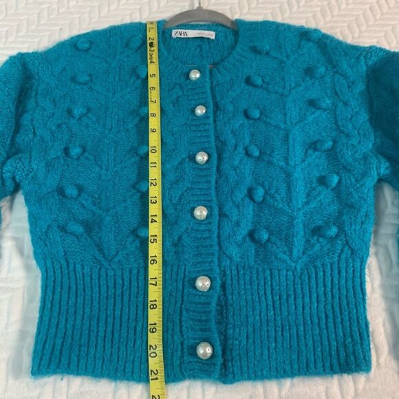 ZARA Faux Pearl Button front Cropped Cardigan Sweater Pom-pom Teal Blue Small - Picture 11 of 11